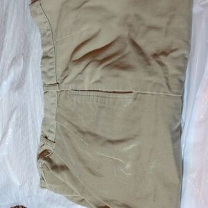LL Bean women's size 8 khaki shorts